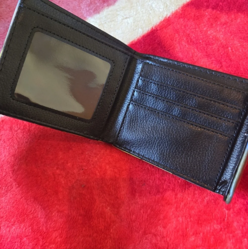 Nintendo Sonic Blue and Yellow Money Clip - Picture 2 of 3